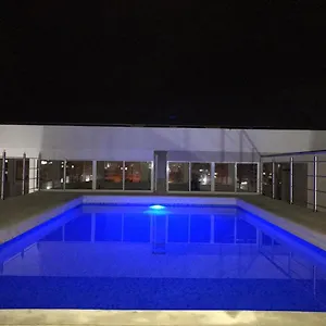 https://aparta-suite-flora.cali-hotels.com